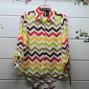 Women’s shirt size PM